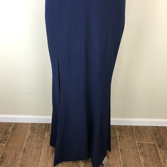 Dress the Population Lana Plunge Neckline Gown Med - Picture 5 of 8